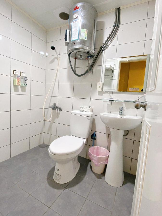 旅fun逢甲 Apartamento Taichung Exterior foto