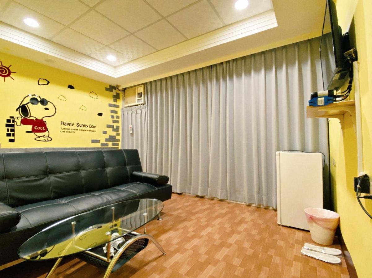 旅fun逢甲 Apartamento Taichung Exterior foto